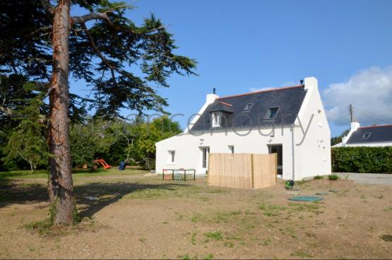 Au bout d'une impasse,  l'extrmit dun hameau, cette maison quasiment neuve vient de faire lobjet dune restauration en profondeur.