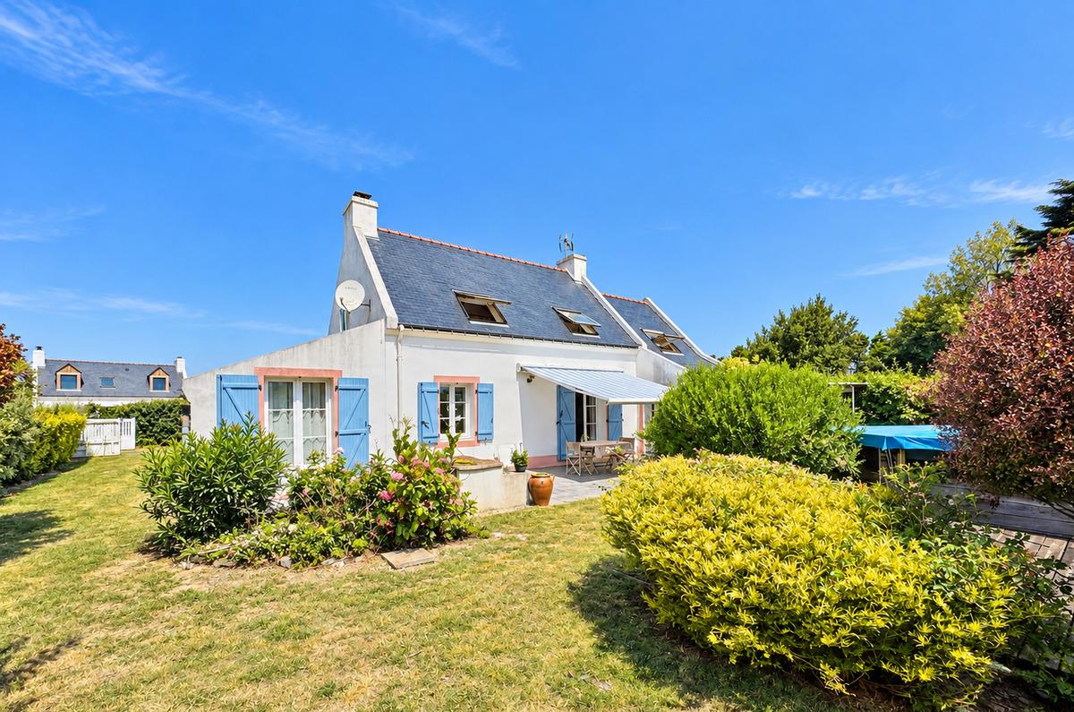 Belle maison familiale, 4 chambres au calme, proche de Sauzon 