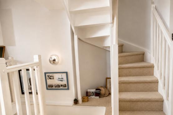 Charmante maison de ville avec ext�rieur arbor� au calme dans le centre de Palais