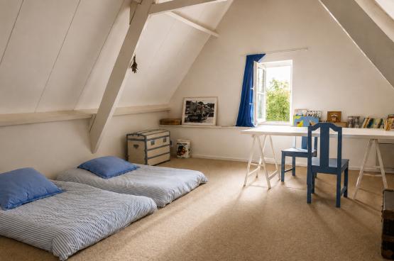 Charmante maison de ville avec ext�rieur arbor� au calme dans le centre de Palais