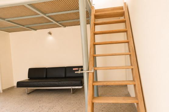 Petit loft neuf, a proximit� du bourg de palais