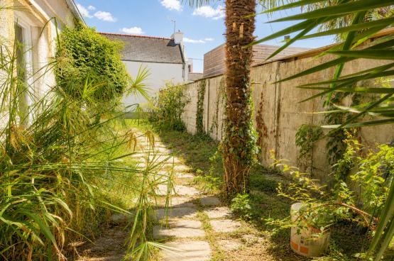 Petit loft neuf, a proximit� du bourg de palais