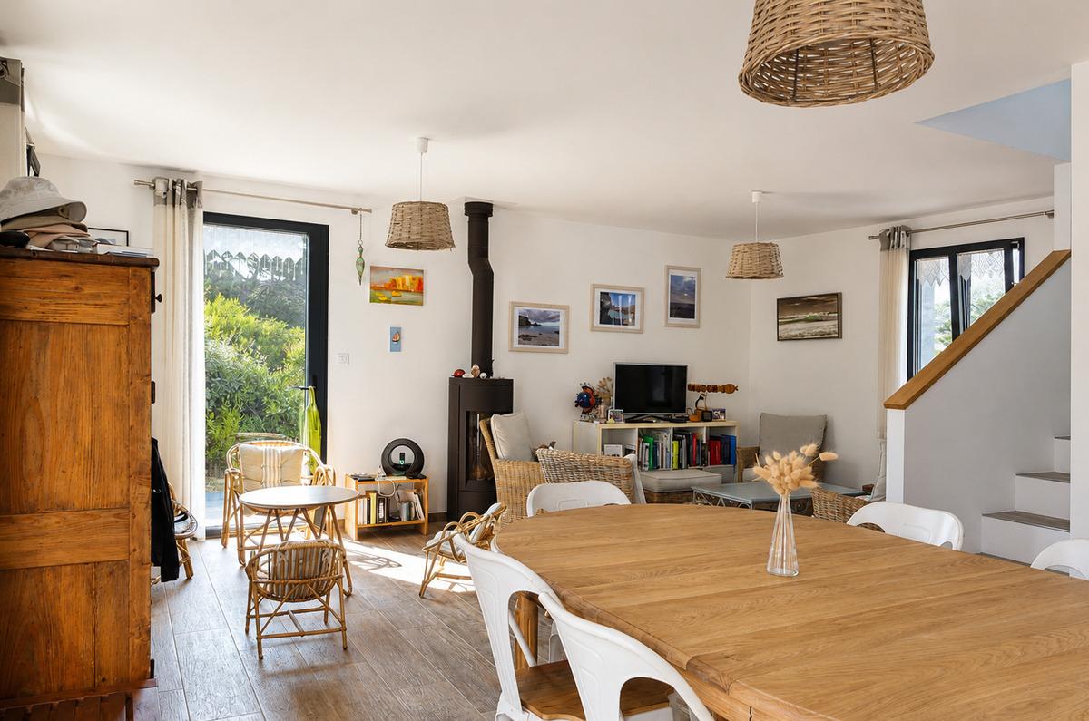 Belle maison au confort in�galable sur les hauteurs de Sauzon 