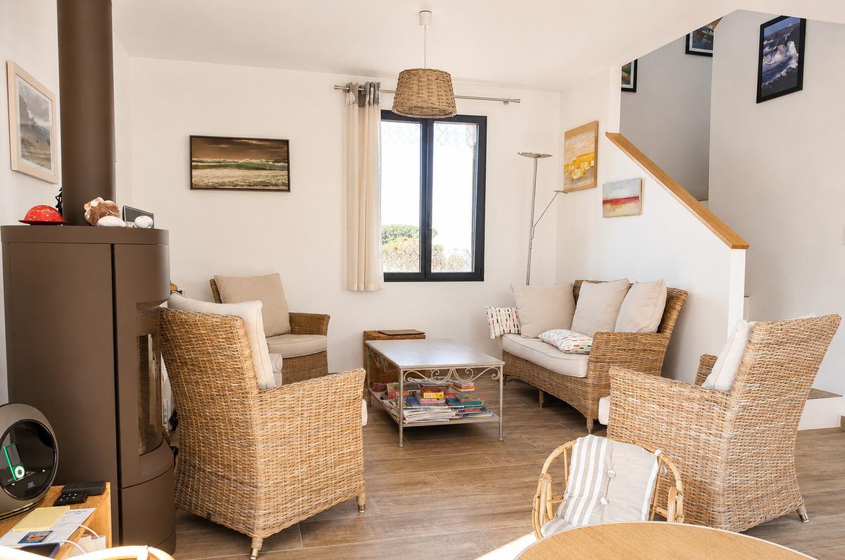 Belle maison au confort in�galable sur les hauteurs de Sauzon 