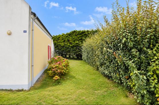 Belle maison belle isloise offrant un cadre de vie paisible dans un hameau proche de Bangor  