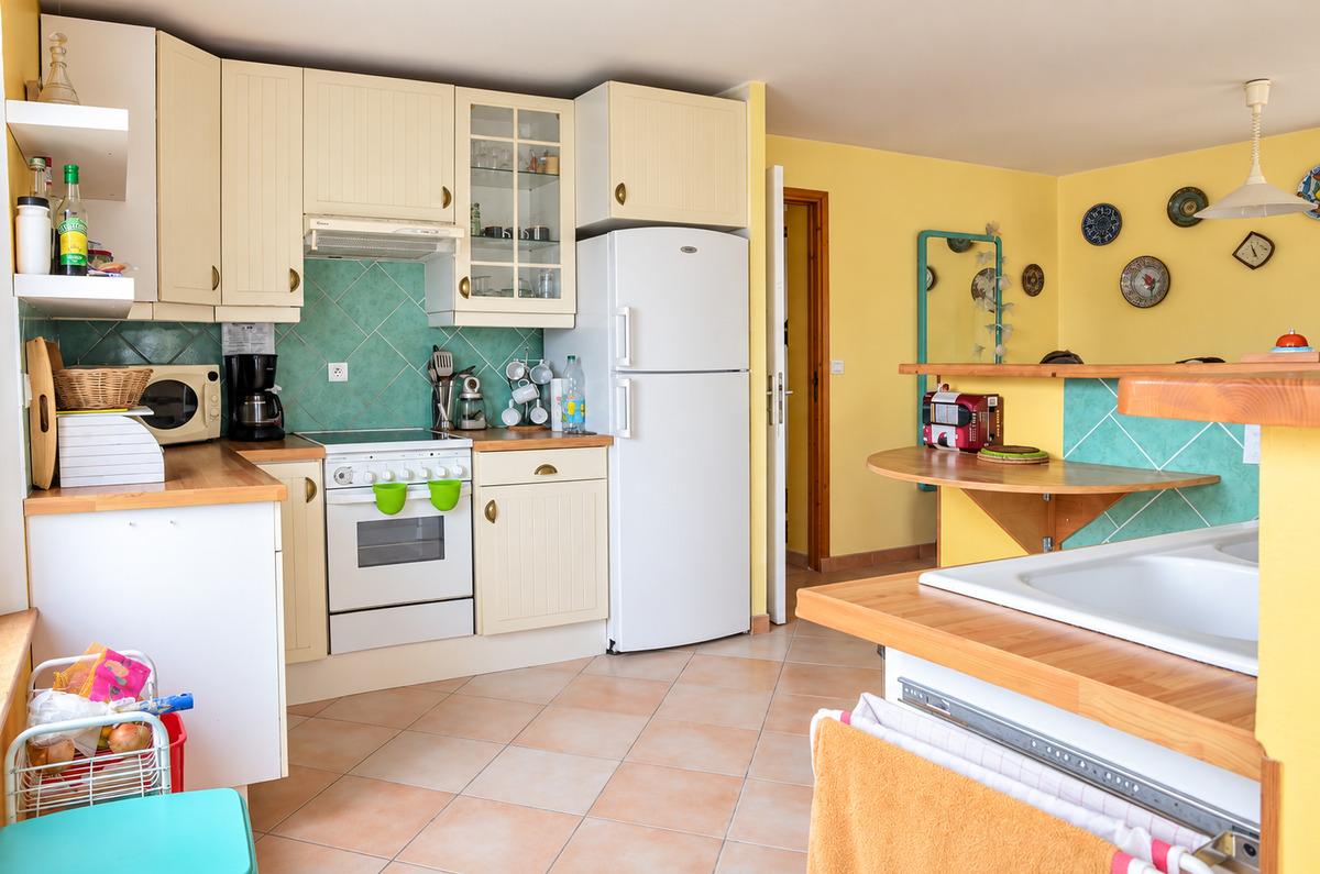Belle maison belle isloise offrant un cadre de vie paisible dans un hameau proche de Bangor  