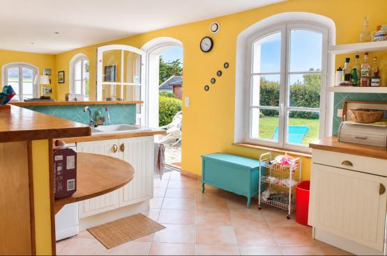 Belle maison belle isloise offrant un cadre de vie paisible dans un hameau proche de Bangor  