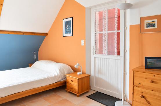 Belle maison belle isloise offrant un cadre de vie paisible dans un hameau proche de Bangor  