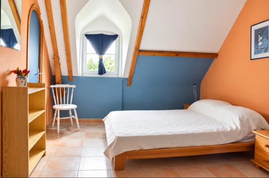 Belle maison belle isloise offrant un cadre de vie paisible dans un hameau proche de Bangor  