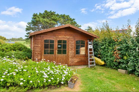 Belle maison belle isloise offrant un cadre de vie paisible dans un hameau proche de Bangor  