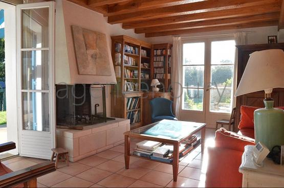 Dominant la mer, au bout d'une impasse, au dessus du port de Sauzon...