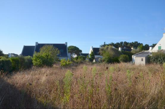 A proximit de la cote sauvage, non loin des plages de Herlin et Baluden ...